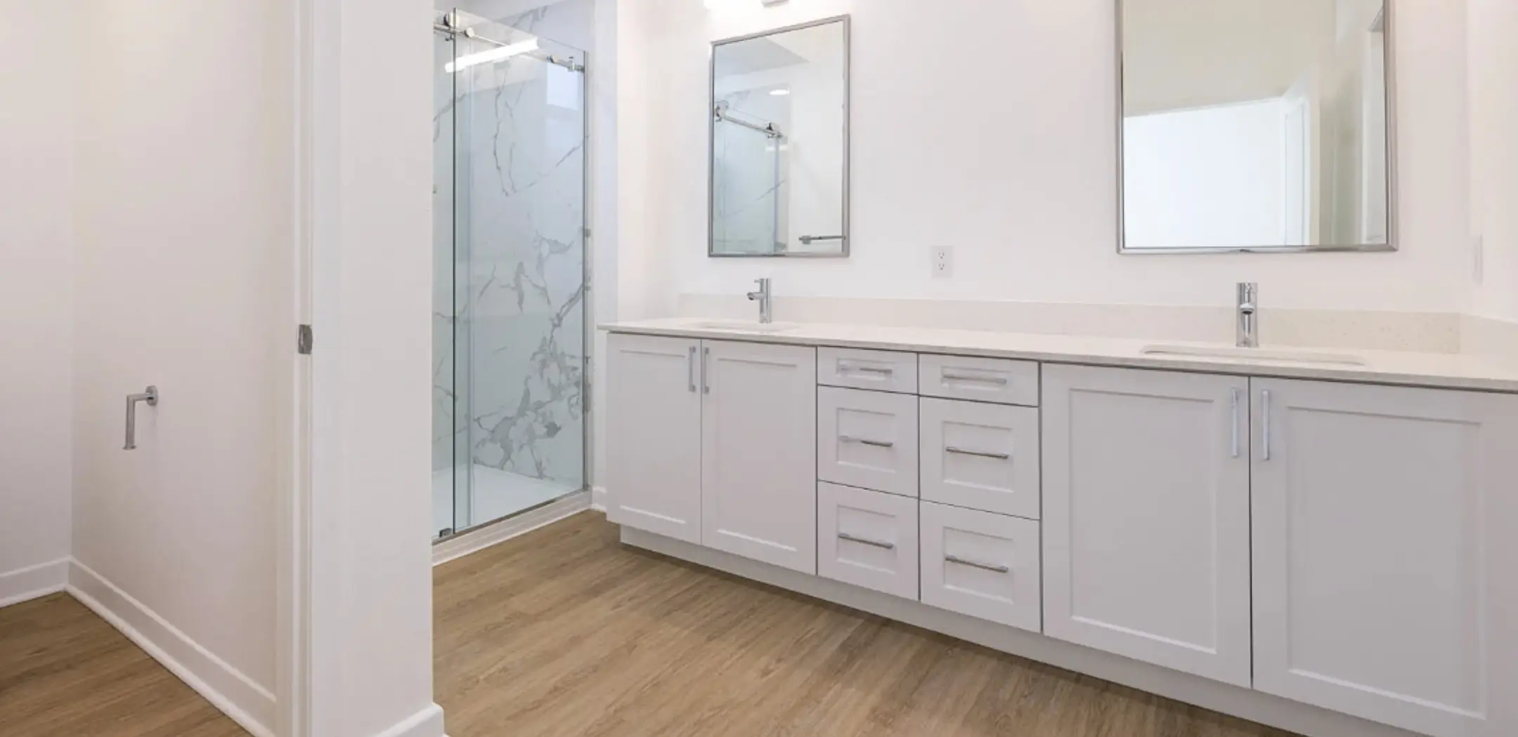 AFFORDABLE CABINETS ASSEMBLED & DELIVERED FOR FREE